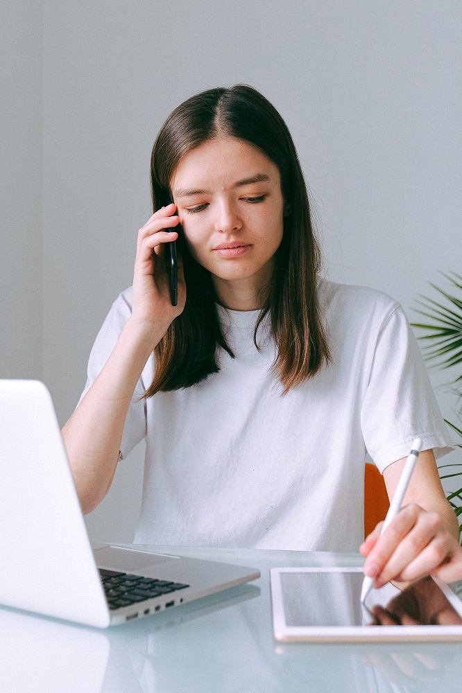 Consultez votre psychologue via téléphone